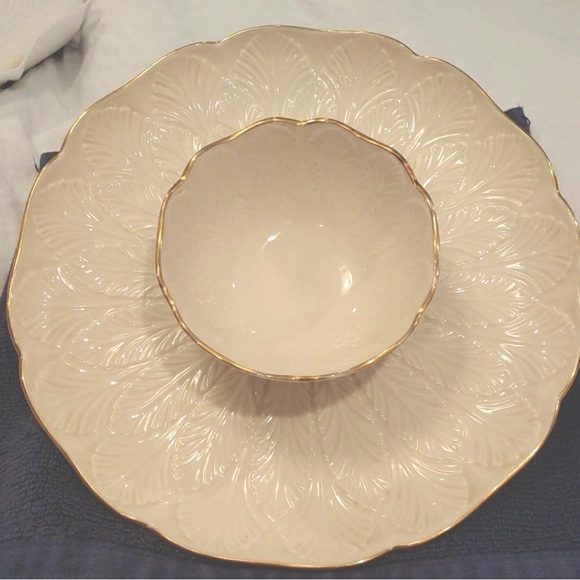 Lenox Chip &  Dip Tray, Serving Dish, 24K, Fine China - Picture 5 of 8